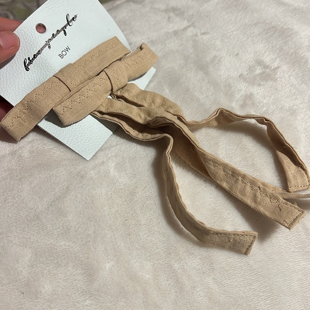FREE PEOPLE Cutie Pie Bow - Picture 6 of 11